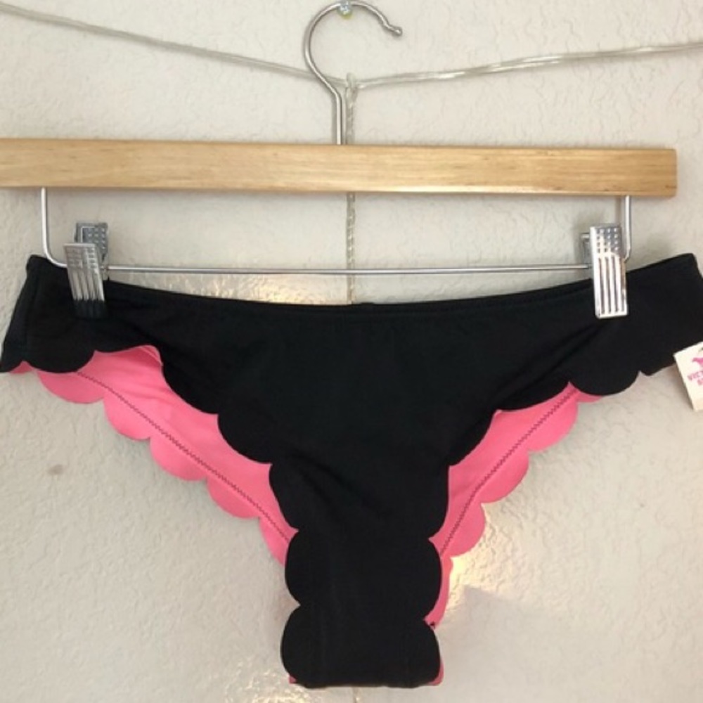 Black scalloped PINK bottoms